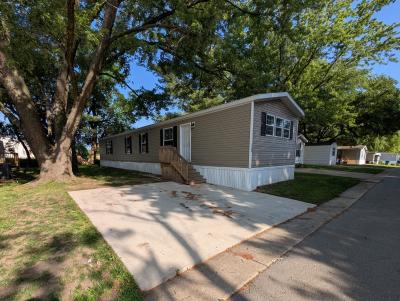 Photo 2 of 22 of home located at 6048 W. Panatella Drive Bellevue, IL 61604