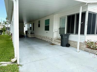 Photo 3 of 17 of home located at 2550 State Rd. 580 #0238 Clearwater, FL 33761