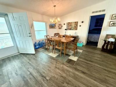 Photo 5 of 17 of home located at 2550 State Rd. 580 #0238 Clearwater, FL 33761