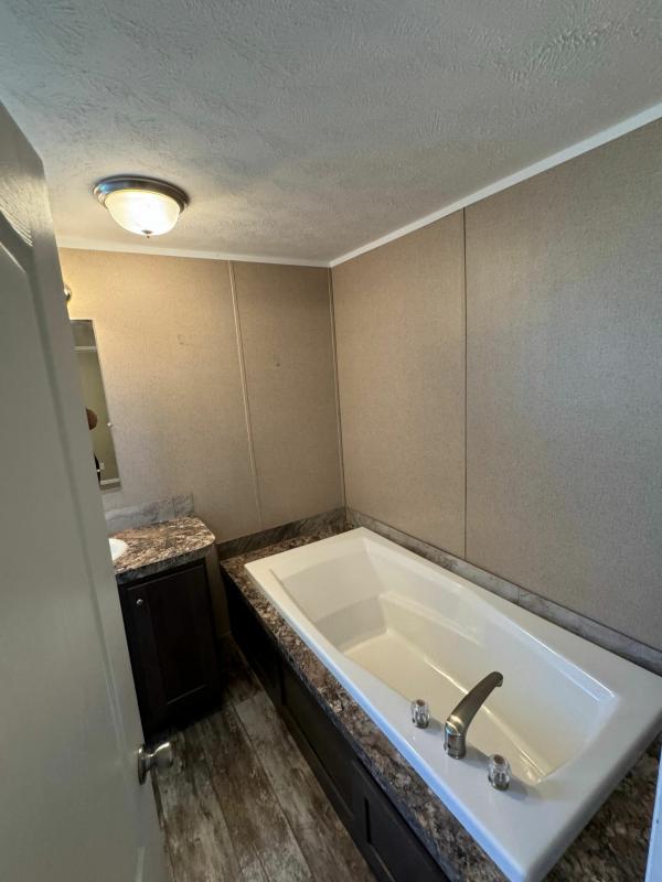 2019 Clayton Homes Inc YES Mobile Home