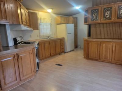 Photo 5 of 9 of home located at 6632 Tamiami Trail Brighton, MI 48114