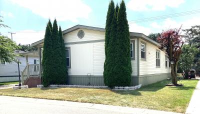 Photo 2 of 18 of home located at 49841 Deer Run Drive Shelby Township, MI 48315