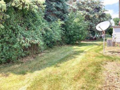 Photo 3 of 18 of home located at 49841 Deer Run Drive Shelby Township, MI 48315