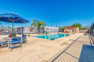 Photo 3 of 16 of home located at 38 W Prince Road #44 Tucson, AZ 85705