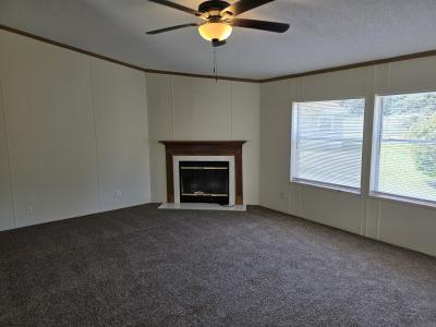 Photo 2 of 9 of home located at 6432 Laramie Dr Romulus, MI 48174