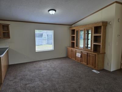 Photo 5 of 9 of home located at 6432 Laramie Dr Romulus, MI 48174
