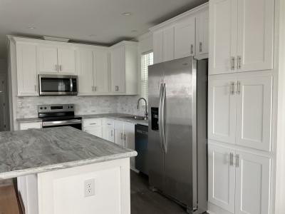 Photo 2 of 8 of home located at 15412 Lakeshore Villa Road Tampa, FL 33613