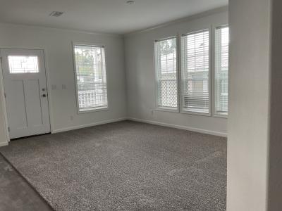 Photo 3 of 8 of home located at 15412 Lakeshore Villa Road Tampa, FL 33613