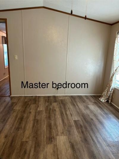 Photo 5 of 20 of home located at 7106 Grandview Ridge Drive Charlotte, NC 28215