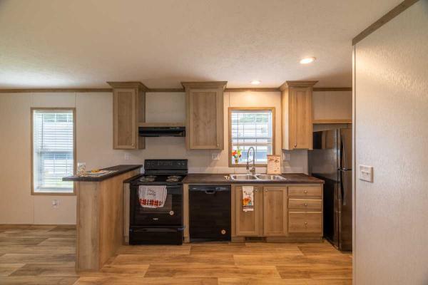 2024 Fleetwood Economy  Manufactured Home