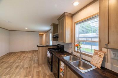 Photo 4 of 20 of home located at 504 Villa Drive Kernersville, NC 27284