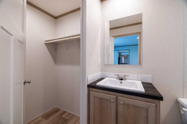 2024 Fleetwood Economy  Manufactured Home