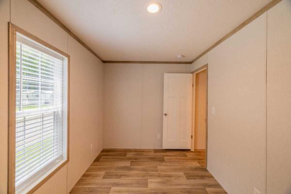 2024 Fleetwood Economy  Manufactured Home