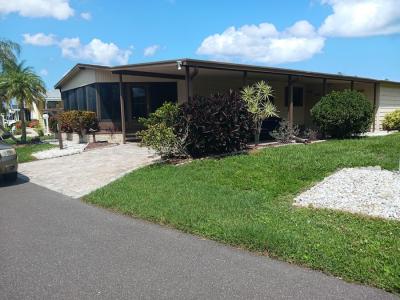 Photo 3 of 49 of home located at 5700 Bayshore Rd. #219 Palmetto, FL 34221