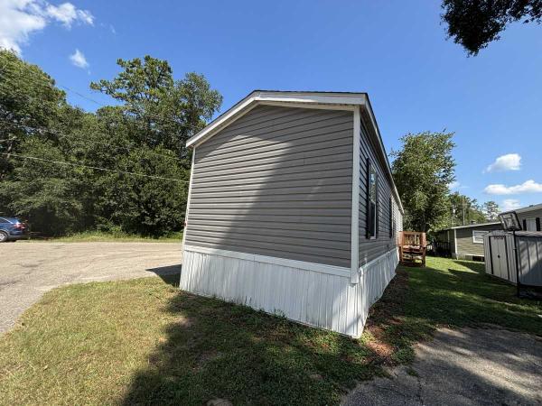 2018  Mobile Home For Sale