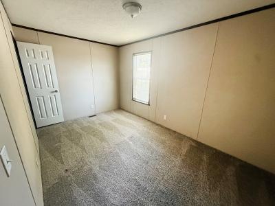 Photo 5 of 8 of home located at 119 Morgan Rd. Gardner, IL 60424