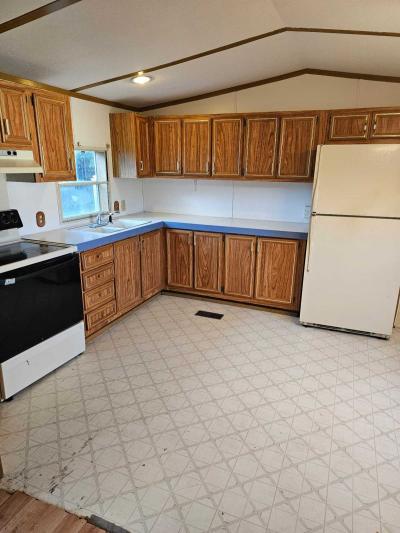 Photo 3 of 18 of home located at 83 Northwood Village New London, WI 54961