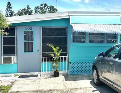 Photo 1 of 11 of home located at 16860 Us Hwy 19 N Clearwater, FL 33764