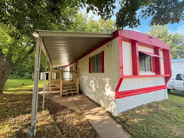 1998  Mobile Home For Sale