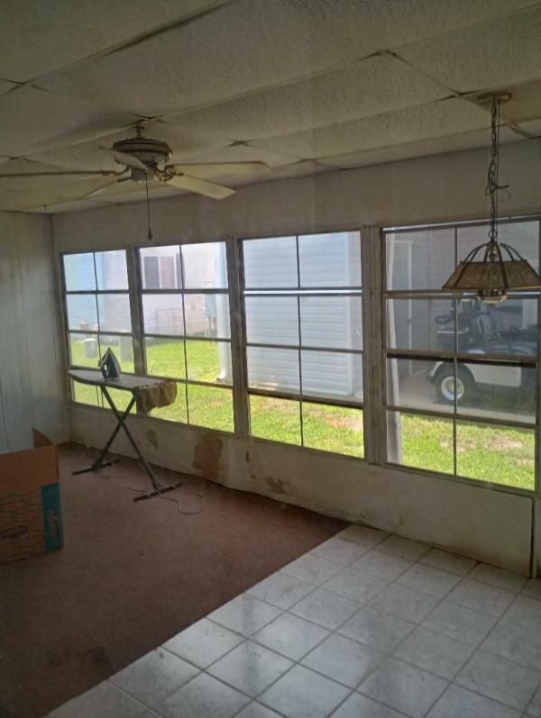 1990 PAMA Manufactured Home