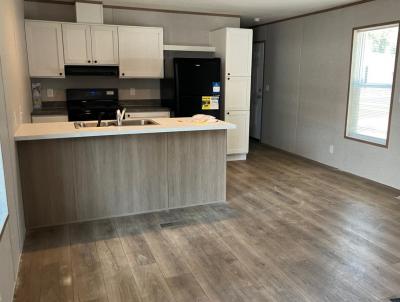 Photo 3 of 6 of home located at 2620 N Washington St #59R Kokomo, IN 46901