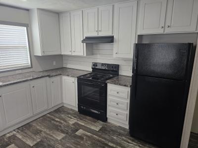 Photo 4 of 11 of home located at 2907 Calder Drive Jacksonville, FL 32250