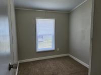 2000 Holly Park mobile Home