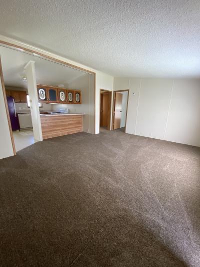 Photo 4 of 15 of home located at 2077 Mcdivitt Ct. #175 Milford, MI 48381