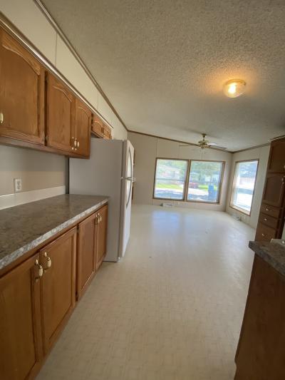 Photo 4 of 15 of home located at 1916 Borman Ct #56 Milford, MI 48381