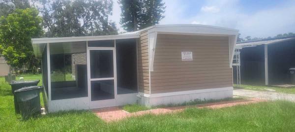 Photo 1 of 2 of home located at 13618 N Floruda Ave Tampa, FL 33613