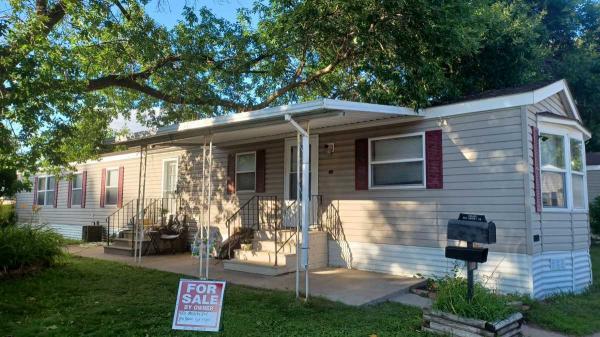 1996  Mobile Home For Sale