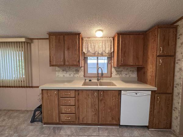 1991 Cavco Manufactured Home