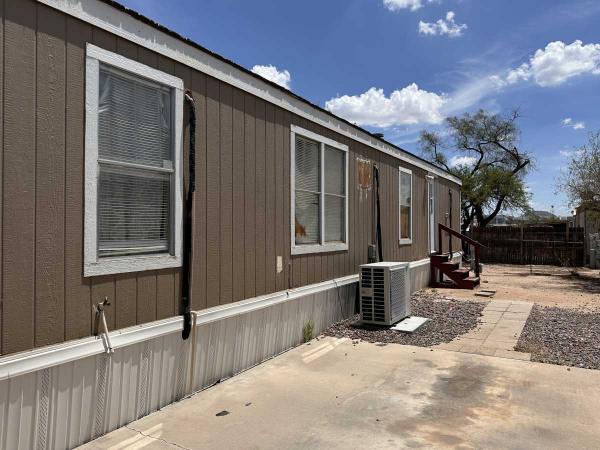 1990 Fleetwood Broadmore Manufactured Home