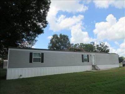 Photo 2 of 11 of home located at 18414 Al Highway 99 Athens, AL 35614