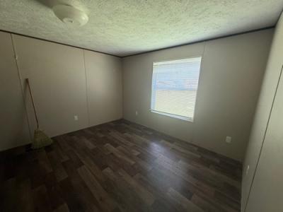 Photo 2 of 9 of home located at 805 Adams Ln Canton, MS 39046