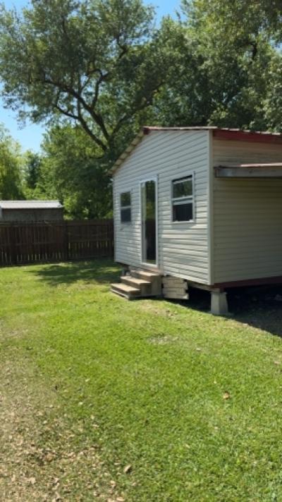 Photo 5 of 25 of home located at 101 Fonda St Paradis, LA 70080