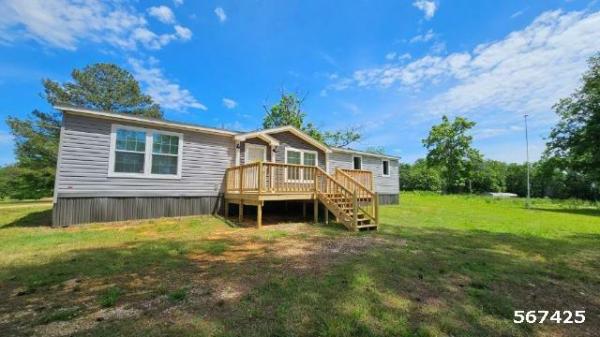 Photo 1 of 2 of home located at 137 Leon Holland Rd Tupelo, MS 38801