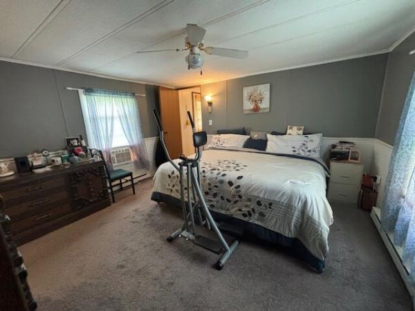 1982 Burlington 66-2-14 Mobile Home