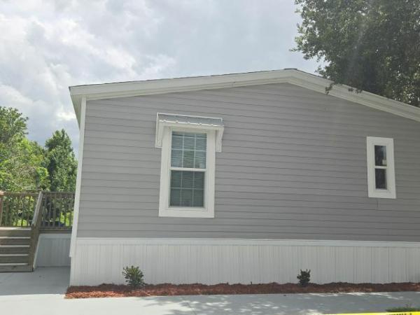 Photo 1 of 2 of home located at 209 Birch Lane Tampa, FL 33610