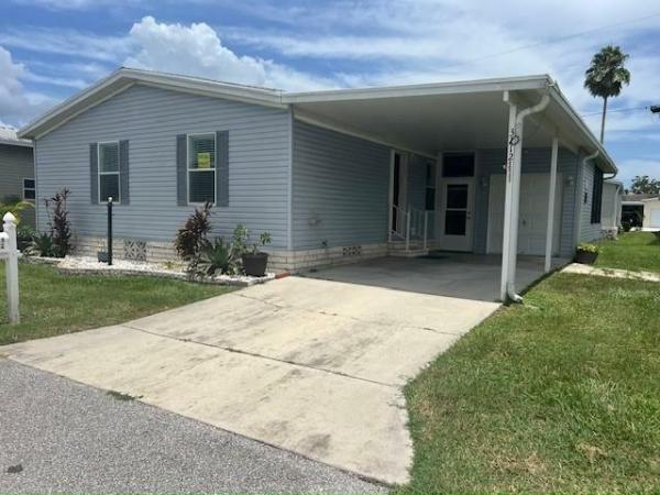 Photo 1 of 2 of home located at 3212 Valencia Terrace Ln Wimauma, FL 33598