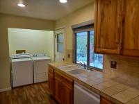 1981 Roberts RH4441 Manufactured Home