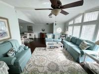 1985 PALM Manufactured Home