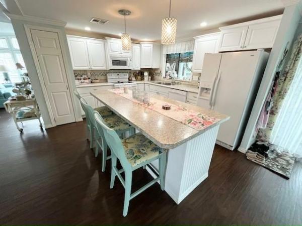 1985 PALM Manufactured Home