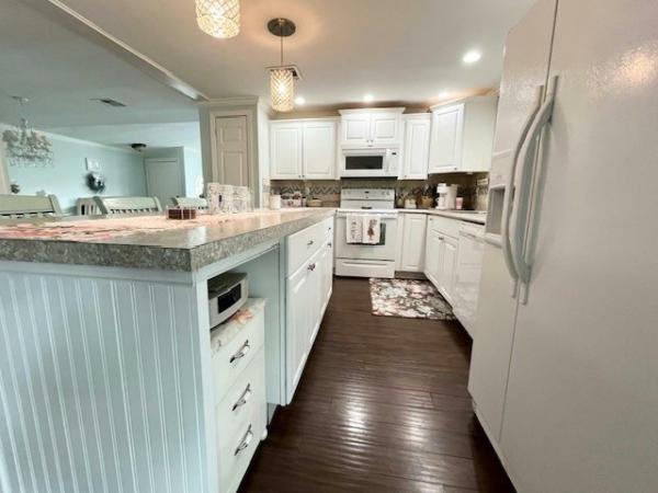 1985 PALM Manufactured Home