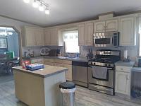 2005 Pine Grove Mobile Home