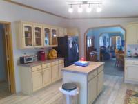 2005 Pine Grove Mobile Home