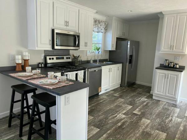 2025 Skyline - Leola Bradford Mobile Home