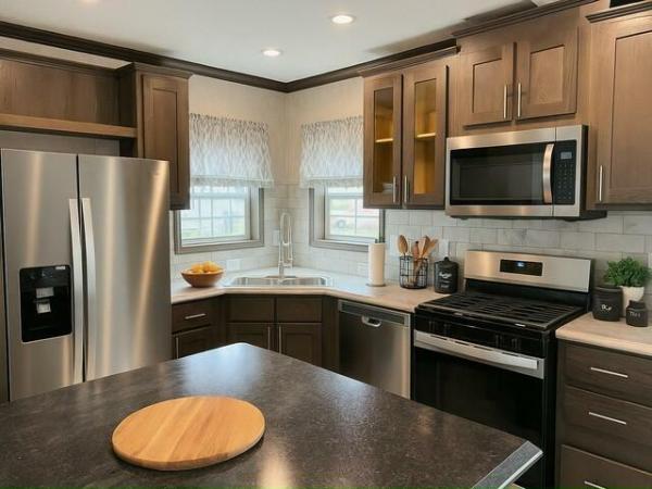 2025 Eagle River - Leola Seneca Mobile Home
