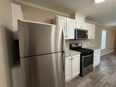 Photo 5 of 31 of home located at 11985 Springbrook Court #8 Romeo, MI 48065