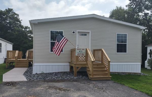 Photo 1 of 2 of home located at 266 Tamworth Drive Taylor, PA 18517